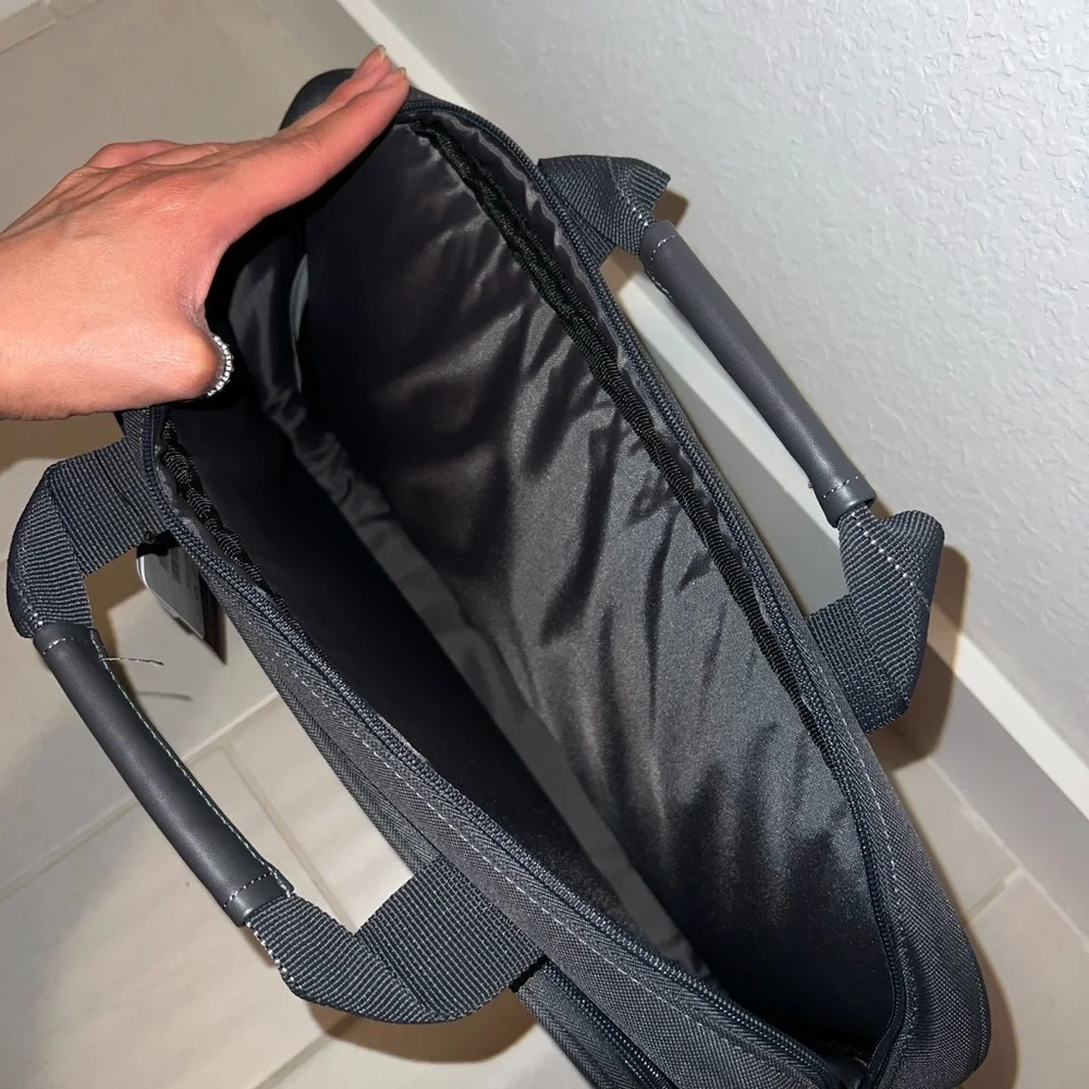 BRAND NEW Targus Briefcase for Sale